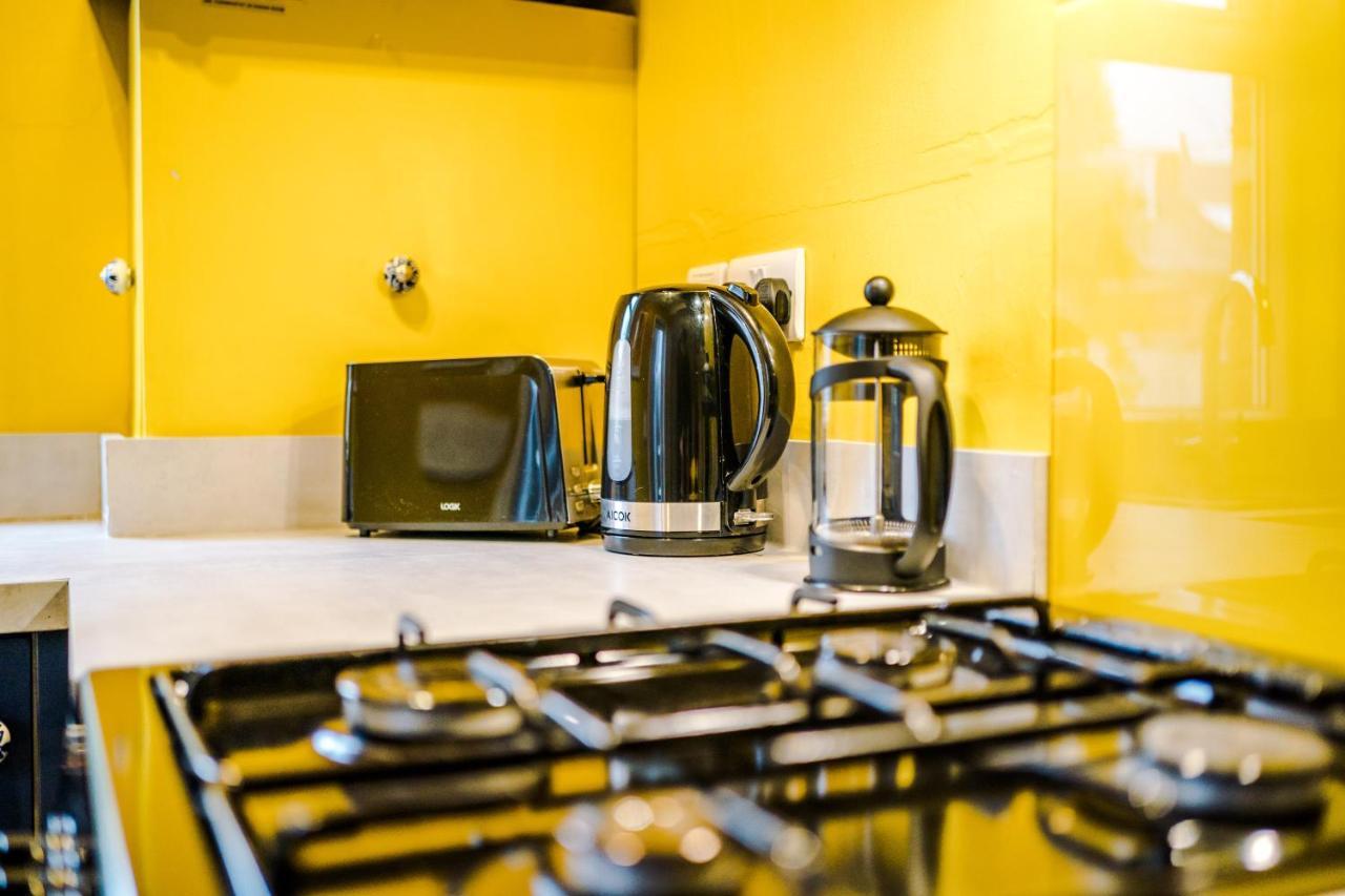 Cosy House With Garden & Parking, Sheffield Villa Esterno foto